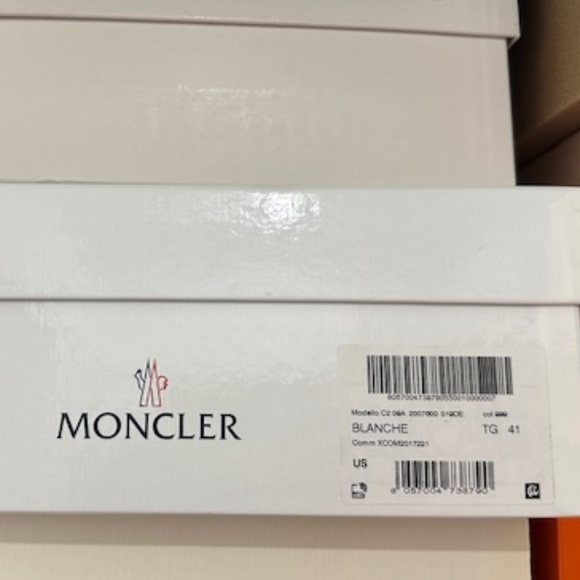 MONCLER Blanche Ankle Hiking Winter Boots Velvet Black Leather Women’s Size 41 - Picture 5 of 10